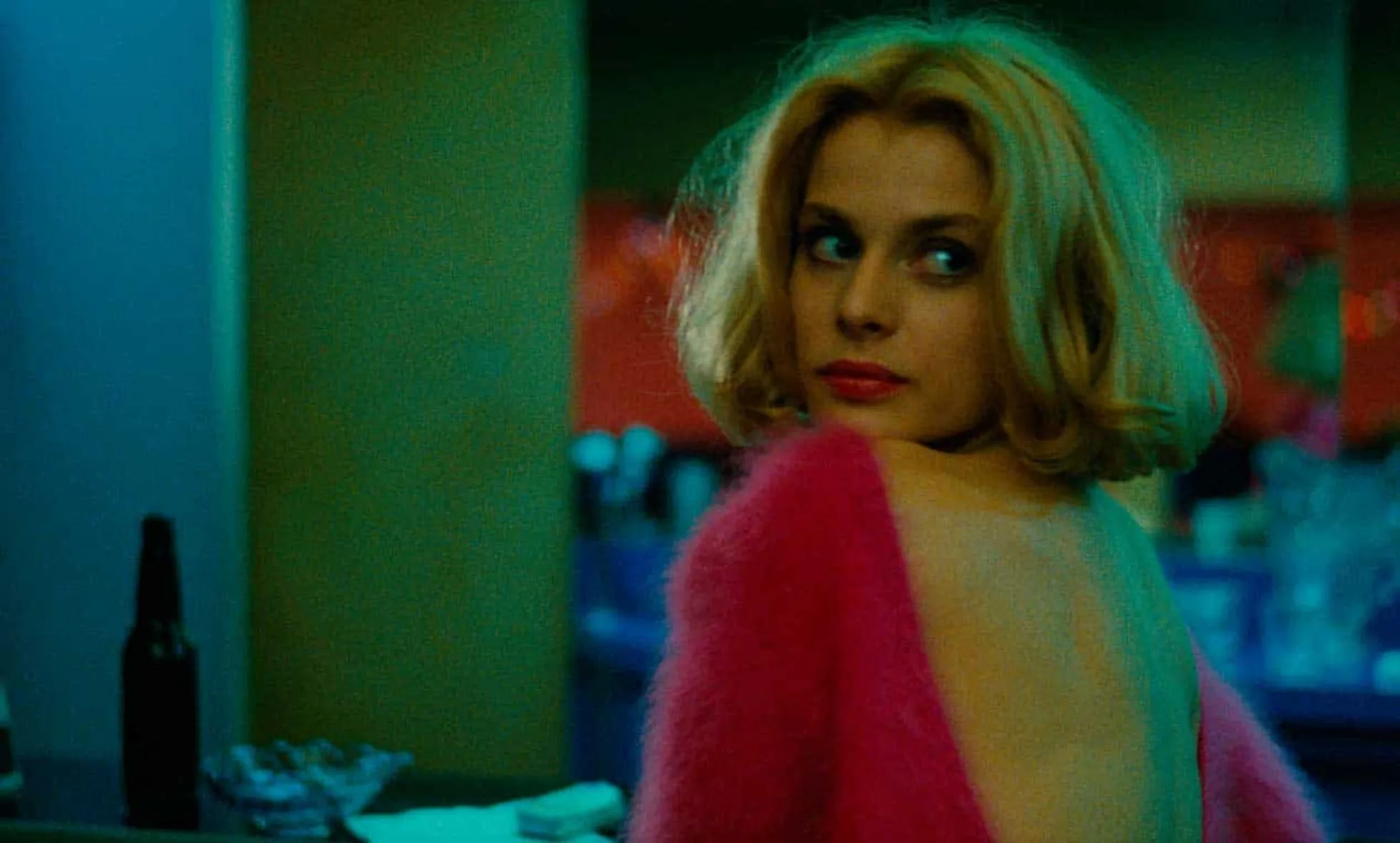 Jane Turning Around in Pink Sweater — Templates meme