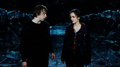 Ron Weasley Kiss Hermione Granger — Reaction meme