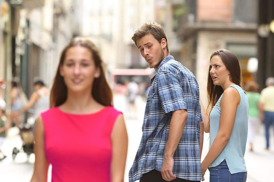 Distracted boyfriend meme template — Templates meme